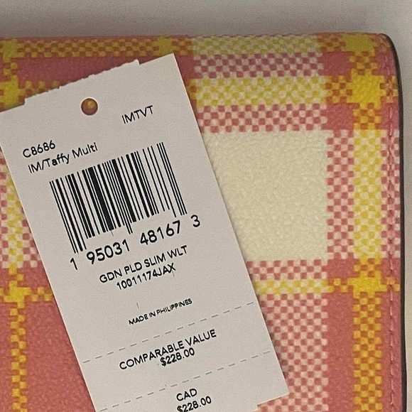 COACH SLIM WALLET WITH GARDEN PLAID PRINT IN COLORS GOLD/TAFFY MULTI - Picture 4 of 4